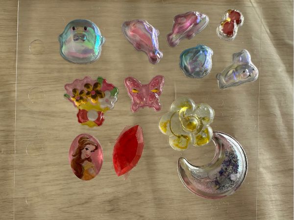 3.シール台紙に貼る