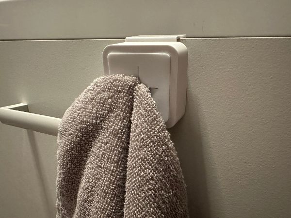 シンク扉タオルホルダー タワー全体写真