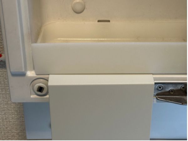 高さ15cmのブックエンドを設置