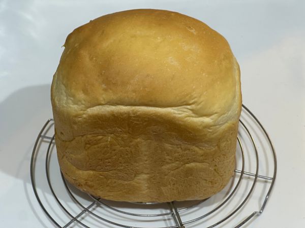 新しいパンケースで焼いたパン